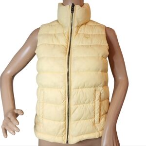 Abercrombie yellow puffer vest. Kids size 13/14. (Women's xxs/xs).